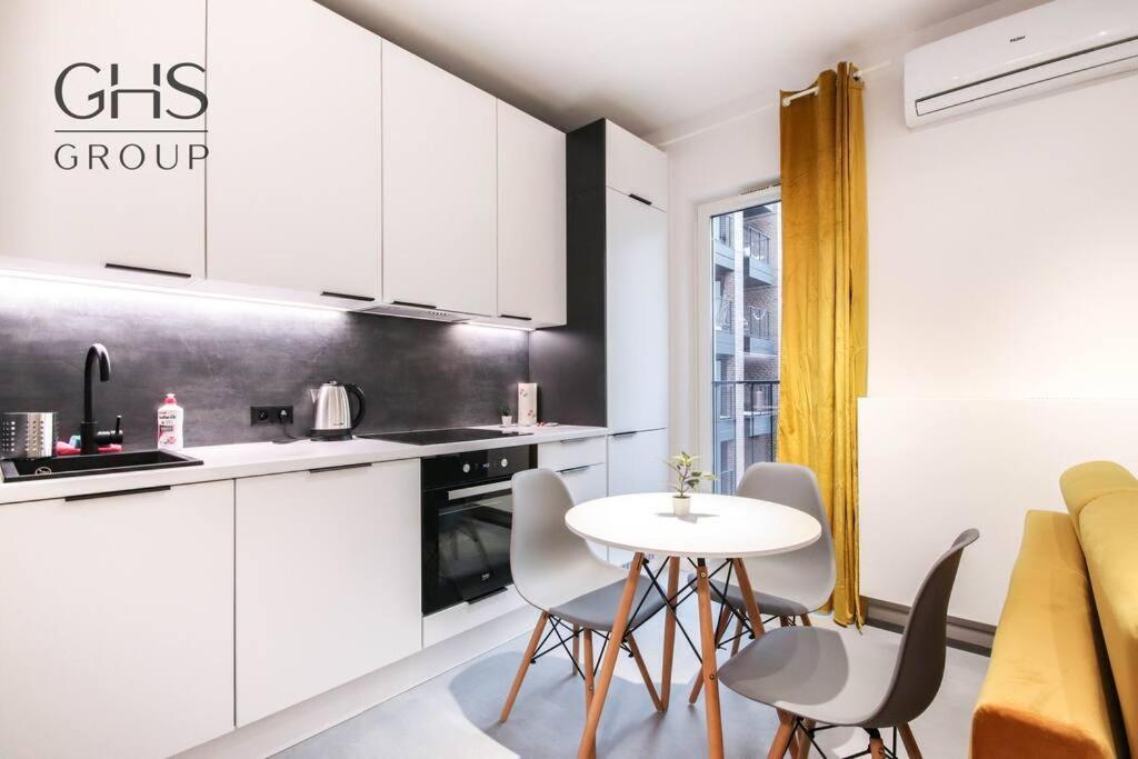 Stylowy Apartament Blisko Dworca Glownego Leilighet Krasków Eksteriør bilde